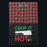 Linge De Cuisine Drôle Cuisine Pun Chop It Like It's Hot Red Plaid<br><div class="desc">Drôle et serviette de cuisine cool pour rendre la cuisine plus amusante. Cadeau personnalisé pour la famille et les amis qui aiment la cuisine, la cuisson et essayer une nouvelle recette dans la cuisine. Customisez le libellé qui convient à votre occasion. Vous pouvez utiliser l'outil de conception pour modifier davantage...</div>