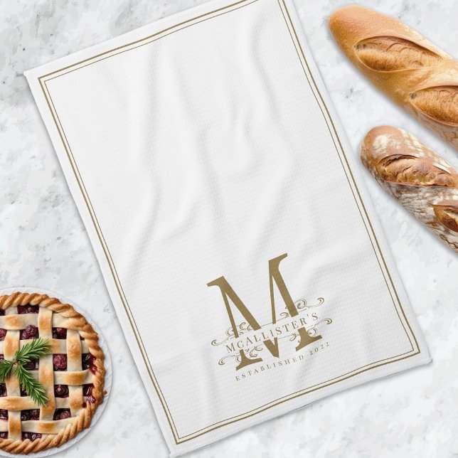 Linge De Cuisine Élégant Monogramme de famille de classe blanche et (Elegant White and Gold Classy Family Monogram Kitchen Towel)