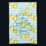 Linge De Cuisine Élevé sur le thé sucré et Jésus | Motif citron<br><div class="desc">"Élevé sur le thé sucré et Jésus" en écriture chic sur arrière - plan imprimé citron. Ajoutez votre libellé personnalisé à cette conception à l'aide des cases "Modifier ce modèle de conception" situées à droite de l'élément, ou cliquez sur le bouton bleu "Customiser" pour arranger le texte, modifier les polices...</div>
