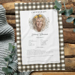 Linge De Cuisine Family Recipe Keepsake Photo Gingham<br><div class="desc">Keepsake family recipe tea towel. Share uncle Jim's chili recipe or great aunt Aggie's all time favorite thanksgiving casserole dish. Elegant and simple template design can easily be adjusted to share your family recipes as mother's day, birthday, or Christmas gifts. Custom family name with initials. Colors can be changed. Great...</div>