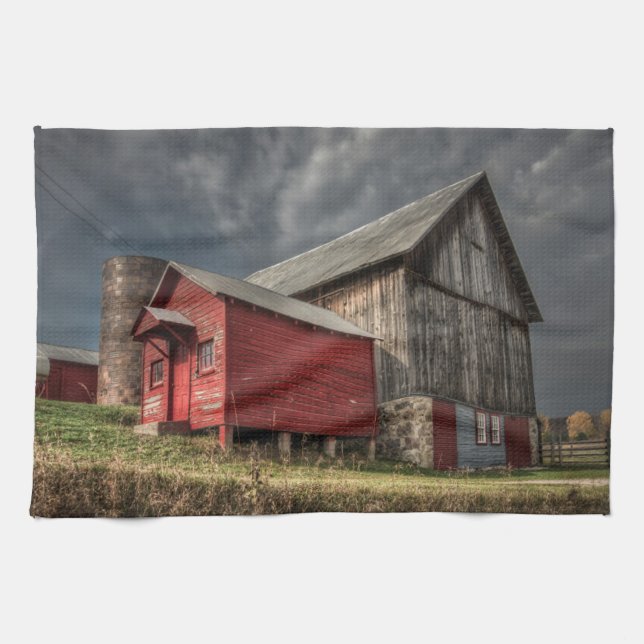 Linge De Cuisine Fermes | Grange en bois rouge dans le Michigan (Horizontal)