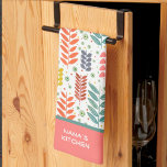 Linge De Cuisine Feuille coloré moderne Joli devis personnalisé Nom<br><div class="desc">Jolie couleur Feuille moderne Nom ou Citation Serviettes personnalisées. Ces jolies serviettes chic sont parfaites pour donner un peu de vie à votre cuisine. Associez-le avec une bouteille de vin et il fait un grand cadeau customisé pour les amis, la famille, les collègues, voisins, grand-mère, maman, etc. Ajoutez un nom...</div>