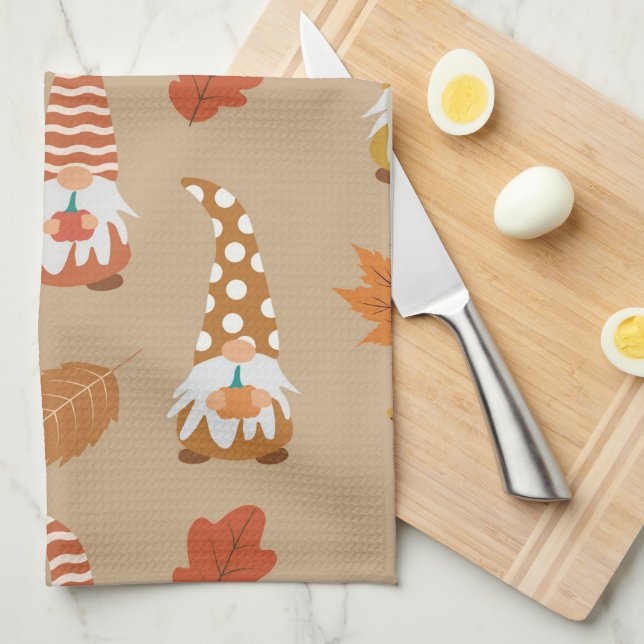 Linge De Cuisine Gnomes de Thanksgiving avec feuilles d'automne   (Quart Plié)
