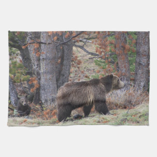 Linge De Cuisine Grizzly Bear and Cub in Yellowstone Kitchen Towen