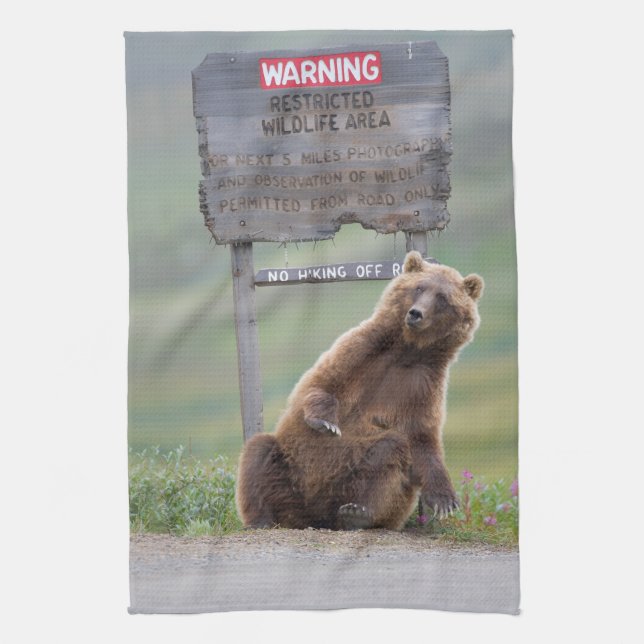 Linge De Cuisine Grizzly Bear Plays With Sign (Vertical)