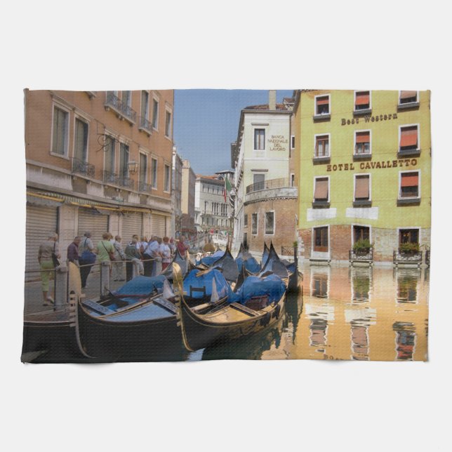 Linge De Cuisine Italie, Venise, gondoles amarrées le long d'un can (Horizontal)