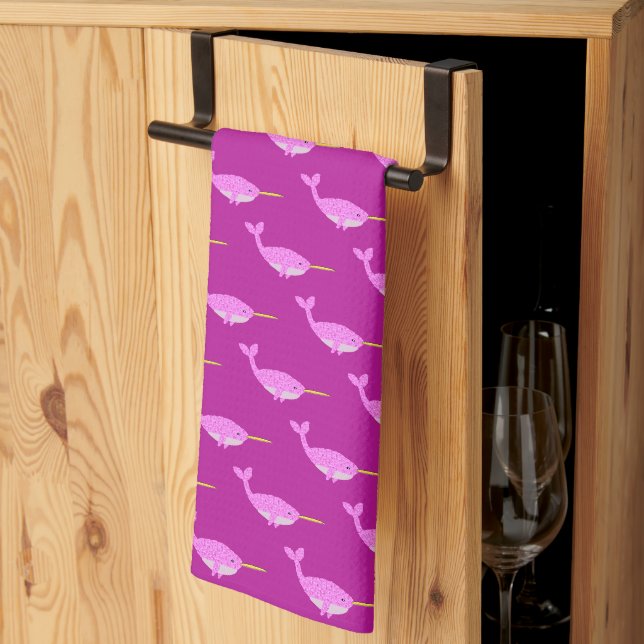 Linge De Cuisine Jolie fille rose bébé Narwhal Patterned (Pliage en tiers)
