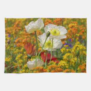 Linge De Cuisine Les pavots blancs qui poussent autour des fleurs c