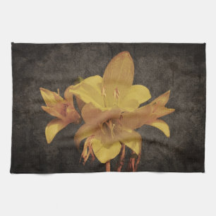 Linge De Cuisine Lys asiatique jaune sur vieux fond de toile grunge