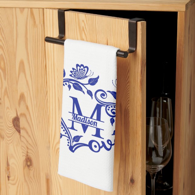 Linge De Cuisine M de monogramme floral bleu et blanc  (Pliage en tiers)