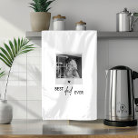 Linge De Cuisine Meilleur papa jamais minimaliste photo<br><div class="desc">Célébrez le meilleur papa de tous les temps avec notre serviette de cuisine photo minimaliste! Cette serviette moderne et élégante comprend le message chaleureux "Best Dad Ever" ainsi qu’un espace pour votre photo préférée, ce qui en fait un cadeau personnalisé à la fois pratique et sentimental. Parfait pour ajouter une...</div>