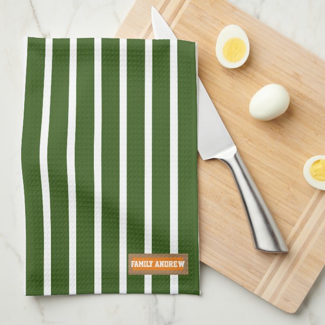 Linge De Cuisine Monogramme blanc et vert rayures élégant moderne (Quart Plié)