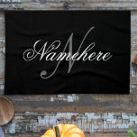 Linge De Cuisine Monogramme de nom noir et blanc personnalisé uniqu<br><div class="desc">Personnalisé Unique Noir et Blanc Nom Monogramme Design pour tout le monde.</div>