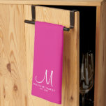 Linge De Cuisine Monogramme Modèle Nom de famille Moderne Élégant<br><div class="desc">Télécharger sur mesure Ajouter votre photo Design ou logo Texte Élégant Moderne Cute Personnalisé Monogramme Nom initial / Nom de famille Modèle Tendance rose Serviette de cuisine.</div>