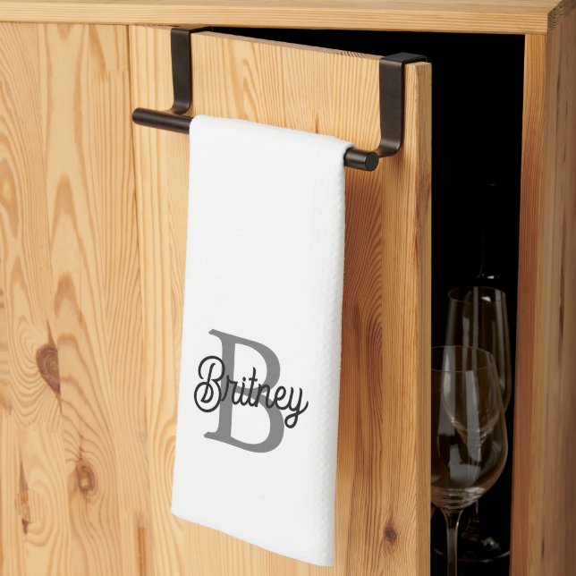 Linge De Cuisine Monogramme moderne élégant Nom noir Gris noir Scri (Pliage en tiers)