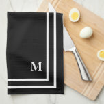 Linge De Cuisine Monogramme noir moderne<br><div class="desc">Ce design moderne et élégant dispose d'un cadre carré double ligne blanche sur un joli arrière - plan noir et d'un monogramme dans une police de blocs élégante. Changez la première en votre propre. Vous pouvez customiser ce design plus en changeant la police, rendre les blancs transparents et choisir une...</div>