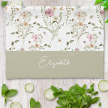 Linge De Cuisine Monogramme personnalisé Fleur sauvage floral<br><div class="desc">Transformez votre cuisine en un havre d'élégance avec notre Fleur sauvage Floral Personnalisé Monogram serviette de cuisine. Décorée avec un motif floral aquarelle et personnalisée avec votre nom, cette serviette ajoute une touche de style chic et de fonctionnalité à votre espace cuisine. Parfait pour le chef gastronomique ou l'hôtesse dans...</div>