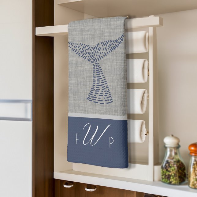 Linge De Cuisine Monogramme personnalisé Nautical Whale Line Art (Personalized Monogram Nautical Whale Tail Line Art Kitchen Towel)