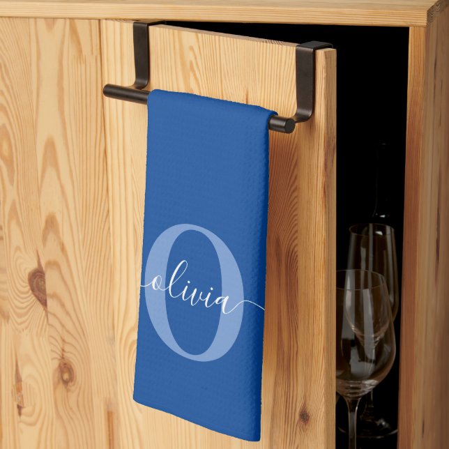 Linge De Cuisine Monogramme personnalisé Nom du script Bleu Blanc (Pliage en tiers)
