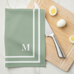 Linge De Cuisine Monogramme vert Sage moderne<br><div class="desc">Ce design moderne et élégant comprend un cadre carré double ligne blanche sur un joli arrière - plan vert sage et un monogramme dans une police de blocs élégante. Changez la première en votre propre. Vous pouvez customiser ce design plus en changeant la police, rendre les blancs transparents et choisir...</div>