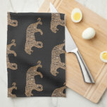 Linge De Cuisine Motif de tigre de Parties scintillant noir fashion<br><div class="desc">Cette motif élégante et chic conviendra parfaitement à la fashionista branchée et chic. Il est doté d'une parties scintillant en or brillant et d'un motif en tigre noir dessiné à la main sur un arrière - plan noir. Il est glamour, luxueux, unique, moderne et cool. ***REMARQUE IMPORTANTE DE CONCEPTION :...</div>