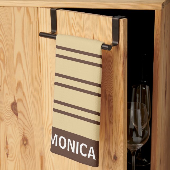Linge De Cuisine Motif rayures beige et marron monogramme Nom (Pliage en tiers)