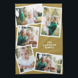 Linge De Cuisine Moustard moderne Multi Photo Famille Collage Cuisi<br><div class="desc">Célébrez vos souvenirs préférés grâce à cette serviette de cuisine de collage photo moderne. Doté d'un arrière - plan de moutarde chaleureux et de bordures blanches propres, ce design personnalisé vous permet d'afficher plusieurs photos de famille ainsi que votre nom de famille ou votre texte personnalisé. Parfait comme cadeau réfléchi...</div>