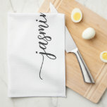 Linge De Cuisine Nom élégant minimaliste en monogramme blanc script<br><div class="desc">Serviette de cuisine personnalisée avec un design élégant, propre et minimaliste, monogramme féminin et signature personnalisée. Ce design présente votre prénom dans un joli style de lettrage manuscrit avec une typographie de signature à fioritures (ou calligraphie) en noir sur fond blanc. Celles-ci sont faciles à personnaliser. Cadeau de pendaison de...</div>