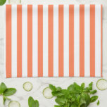 Linge De Cuisine Orange Coral Couleur Rayures Vacances Été Pastel<br><div class="desc">Classic vintage rétro Classic Orange Coral et rayures blanches motif,  tendance soleil de plage d'été design. Décor et accessoires de la maison à rayures couleur orange classique. Bandes horizontales dans la mode classique couleur corail orange,  couvertures.</div>