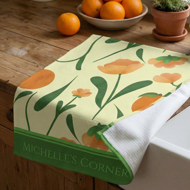 Linge De Cuisine Pêches et fleurs jaune pastel (Wipe, wash, repeat. Michelle’s Corner custom dish cloth adds floral fun to daily chores. )