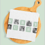 Linge De Cuisine Photo Collage moderne Mint Best Hubby Cadeau<br><div class="desc">Modern Collage Photo Mint Best Hubby Gift est une idée cadeau personnalisée pour les maris qui combine la beauté d'un collage photo avec le charme d'un cadre à la menthe. Ce cadeau unique est conçu pour présenter les moments les plus mémorables partagés par le couple, comme leur jour de mariage,...</div>