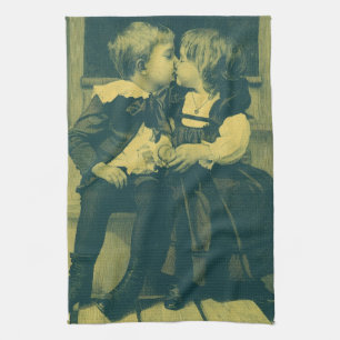 Linge De Cuisine Photo vintage d'amour et de romance, Enfants s'emb