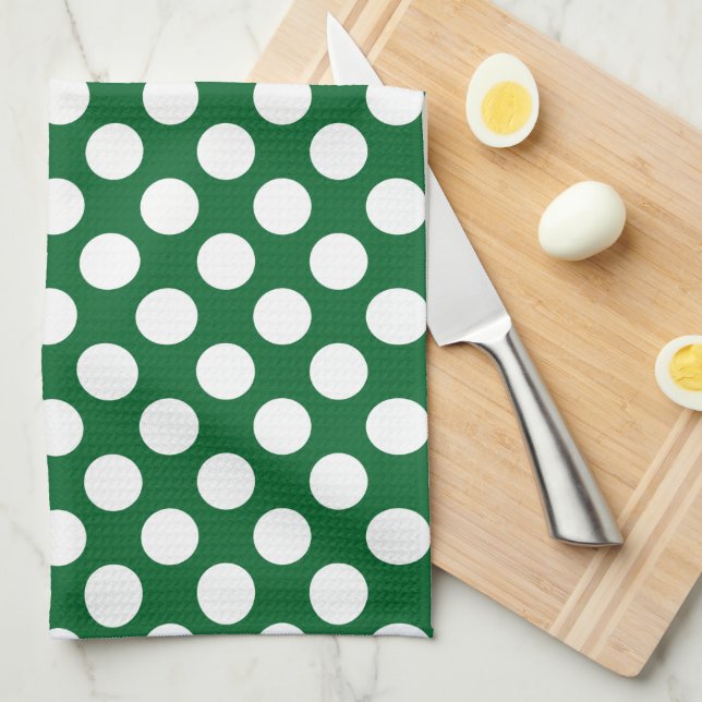 Linge De Cuisine Polkadot blanc sur Arrière - plan vert (Quart Plié)