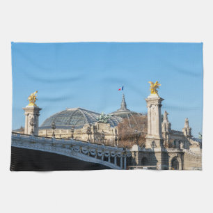Linge De Cuisine Pont Alexandre III et Grand Palais par une journée