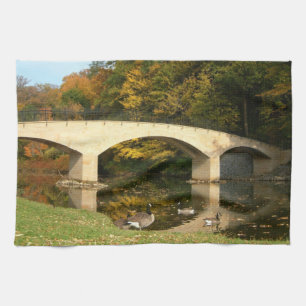 Linge De Cuisine Pont arc-en-ciel en automne au Grove City College