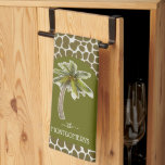 Linge De Cuisine Poster de animal Palm Tree<br><div class="desc">Le chic palmier tropical installé sur un élégant motif poster de animal est présenté sur cette serviette de cuisine personnalisée (blanc sur le dos). CORRESPONDRE des articles dans notre magasin.</div>