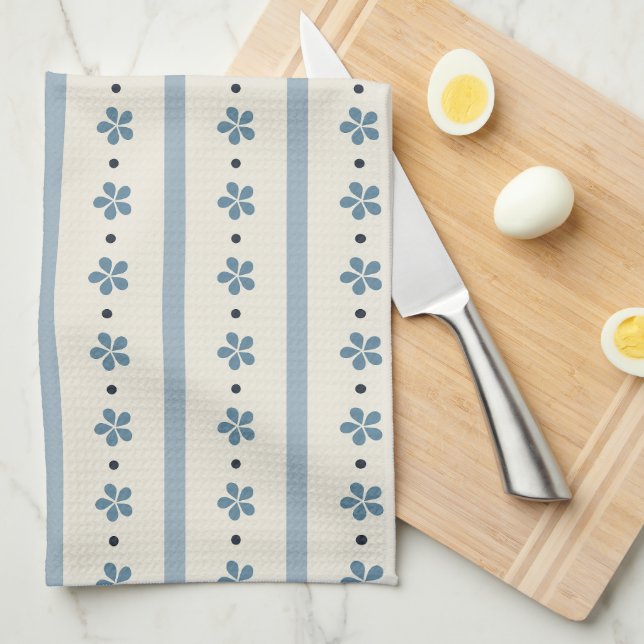 Linge De Cuisine Rayures Bleues Et Crème Et Fleurs (Quart Plié)