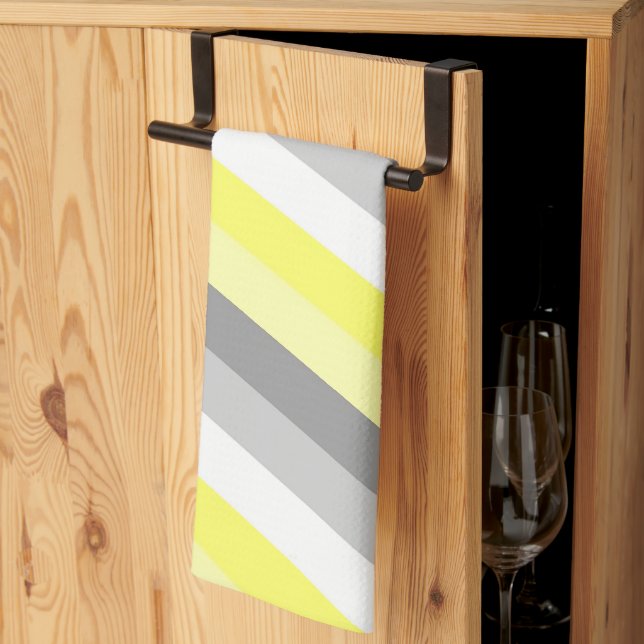 Linge De Cuisine Rayures Jaunes, Blanches et Grises  (Pliage en tiers)