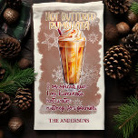 Linge De Cuisine Recette de cocktail de Noël Rumchata à beurre chau<br><div class="desc">Célébrez les vacances avec cette recette de cocktail de Noël Rumchata à beurre chaud personnalisée serviette de cuisine. Dotée d'une recette festive pour un cocktail Rumchata crémeux et indulgent,  cette serviette ajoute une touche cosy à votre cuisine. Customisez-le avec votre nom de famille pour un souvenir unique.</div>