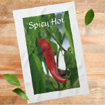 Linge De Cuisine Red Hot Chili Pepper Spicy Hot Personnalisable<br><div class="desc">Ces serviettes de cuisine aux couleurs du Drapeau italien,  vert,  blanc et rouge,  présentent l'image photographique d'un piment chaud rouge contre des feuilles verts sur la serviette blanche. Le texte est personnalisable pour un Nom ou votre propre texte. C'est la photographie originale du jardin par JLW_PHOTOGRAPHY.</div>