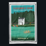 Linge De Cuisine Retro Travel Poster Fletcher's Cove Washington DC<br><div class="desc">Cette serviette de cuisine design de style rétro présente Fletcher's Cove (Fletcher's Boathouse) sur le site historique national Chesapeake & Ohio Canal à Washington DC. Il est parfait pour tous ceux qui ont passé le week-end à naviguer et à courir le long du vieux canal et chemin de ville.</div>