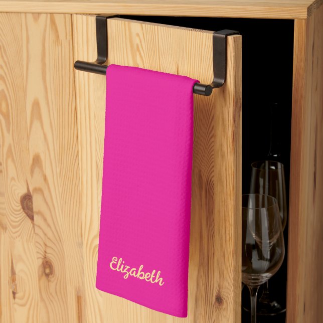 Linge De Cuisine Rose Chaud Et Or Tendance Nom Script Stylé (Pliage en tiers)