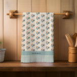 Linge De Cuisine Rustic Country Checks Monogramme de coq | Nom<br><div class="desc">Superbe déco pour les cuisines de campagne, cet ensemble de design dispose d'un motif arrière - plan avec un coq avec un pays en vichy vérifier motif en bas et accent texte où vous pouvez ajouter votre initiale, nom ou autre texte (par ex. "Maman de poulet"). Ils font un merveilleux...</div>
