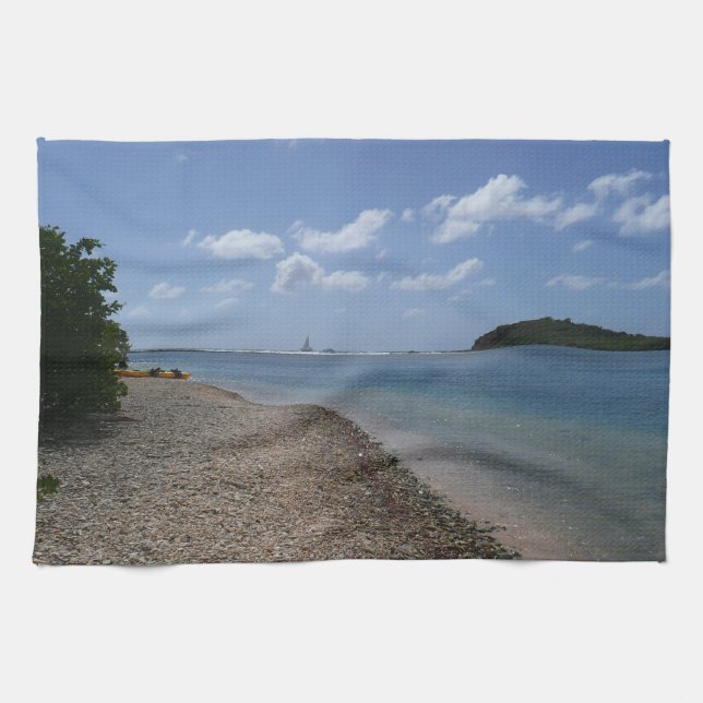 Linge De Cuisine Sailboat à la distance de St Thomas (Horizontal)