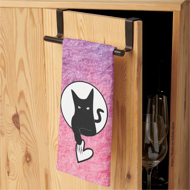 Linge De Cuisine Tablier de cuisine Halloween rose par Poet Adiela  (Cute Pink Halloween Kitchen Towel by Poet Adiela Akoo (Thirds Fold). Love it? GET it! Shop now!)