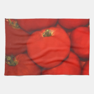 Linge De Cuisine Tomates de jardin à la maison rouge juteuse