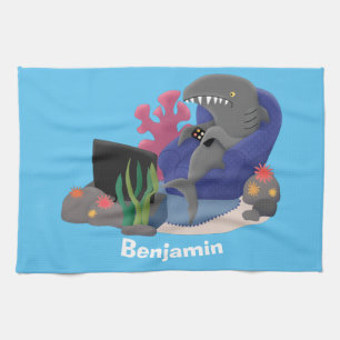 Linge De Cuisine Un requin drôle en regardant la bande dessinée de 