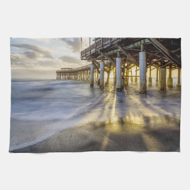 Linge De Cuisine Vagues Douces À Cocoa Pier (Horizontal)