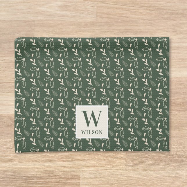 Linge De Cuisine Vert forêt et monogramme de nom Noël beige (Créateur téléchargé)