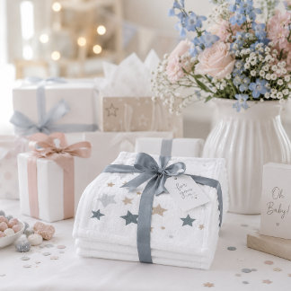 Linge de lavage en coton blanc doux avec des étoil